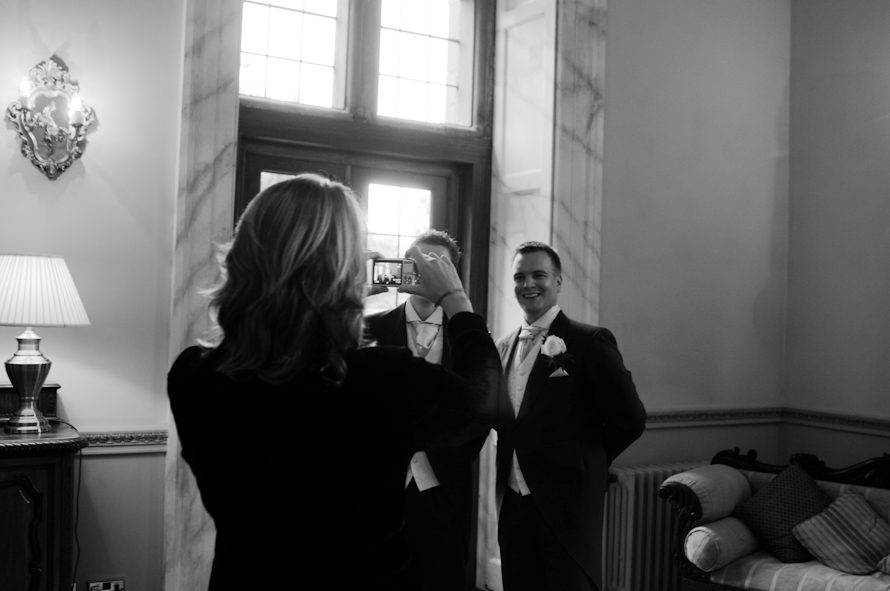 Clearwell Castle Wedding Photographer. Samuel & Kayleigh — 17 (photo 16)