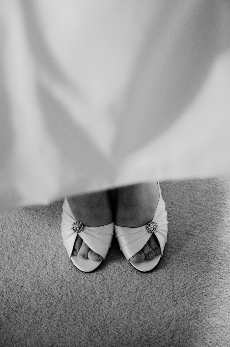 Clearwell Castle Wedding Photographer. Samuel & Kayleigh — DSC 0695 (photo 28)
