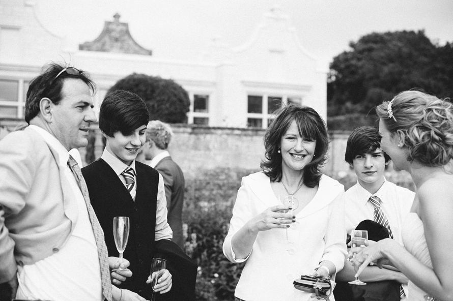 Mel & Simon got married. Old Down Manor, Bristol — Old Down Manor wedding photographer (photo 4)