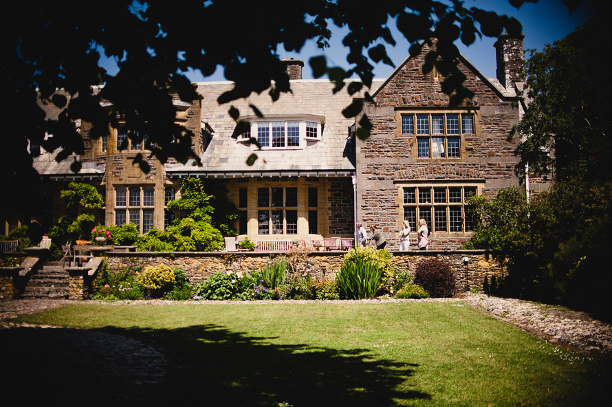 Kat & James got married at Pickwell Manor, Devon — Devon wedding photographer (photo 2)