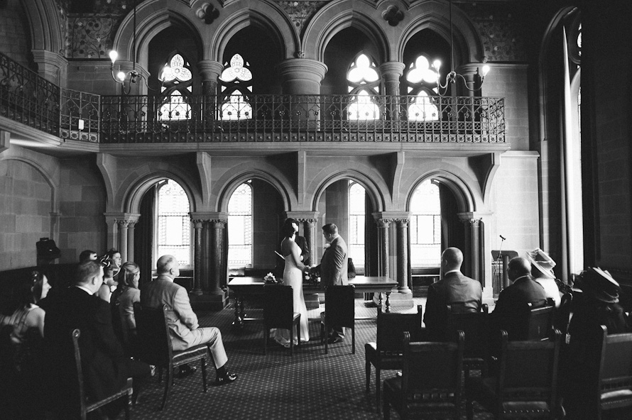 Wayne & Caitlin got married at Manchester Town Hall! — Bristol wedding photographer (photo 21)