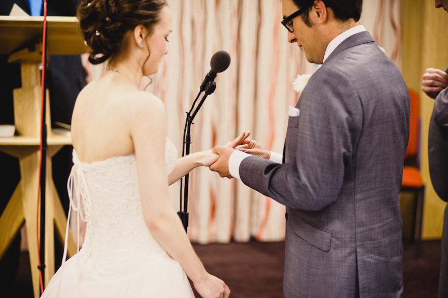 Tristan & Emma got married in Swindon! — Swindon wedding photographer (photo 29)