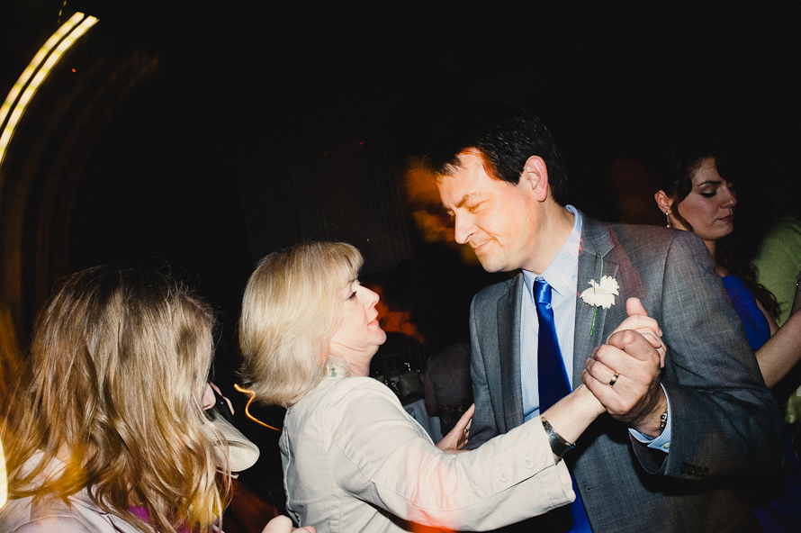 Tristan & Emma got married in Swindon! — Swindon wedding photographer (photo 73)