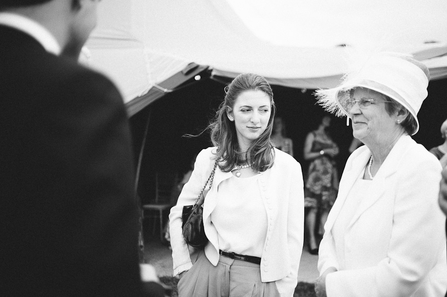 Neil & Flora got married in Yorkshire — papakata wedding (photo 47)