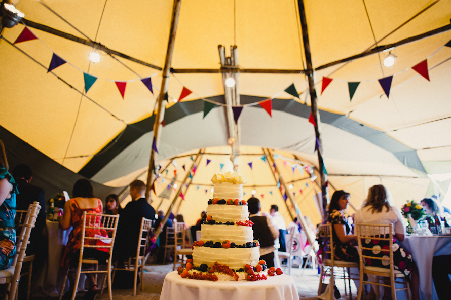 Neil & Flora got married in Yorkshire — papakata wedding (photo 50)