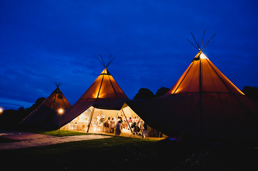 Neil & Flora got married in Yorkshire — papakata wedding (photo 102)