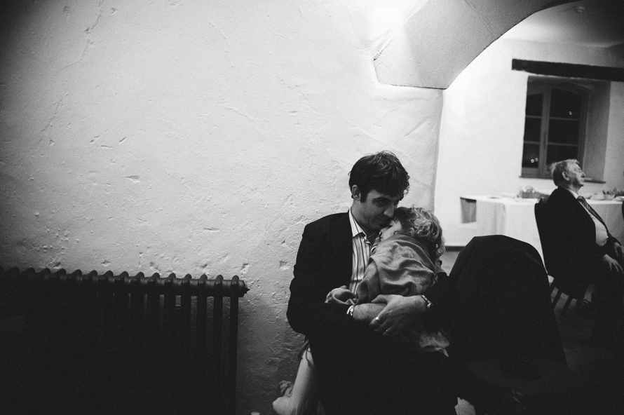 Simon and Anna got married at Priston Mill — Priston mill wedding photographer (photo 69)