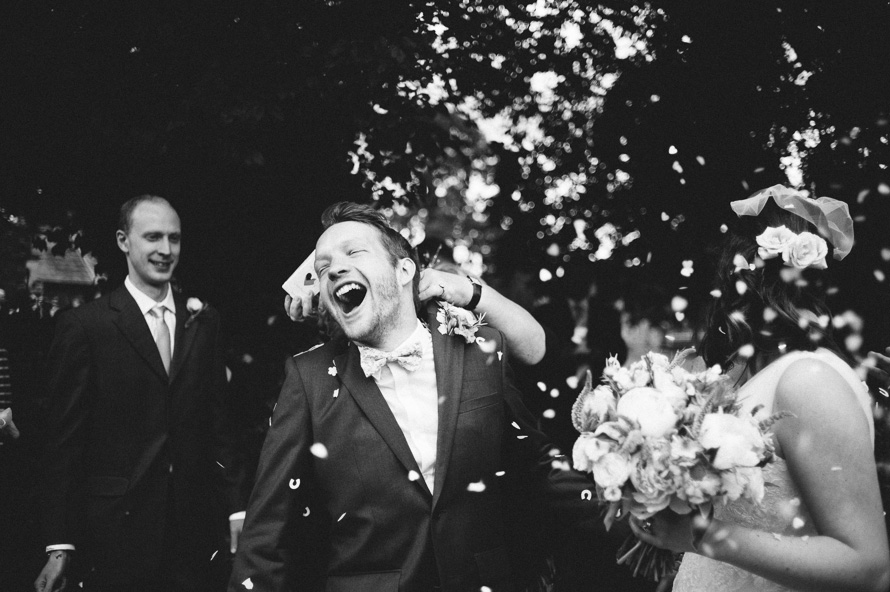 2012 — Bristol wedding photographer (photo 18)